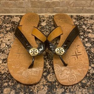 Tory Burch black patent size 9 sandals